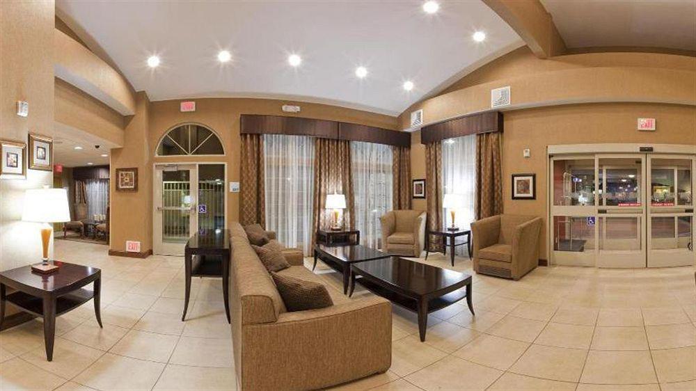 Holiday Inn Express Hotel & Suites Willows By Ihg Bagian luar foto